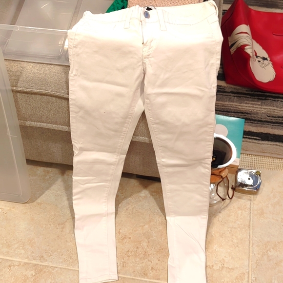 White Jeans - Picture 1 of 3